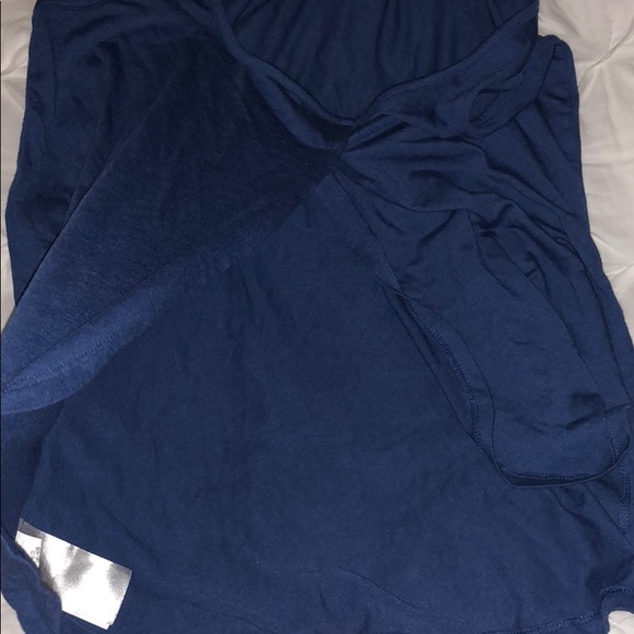 Blue open back tank - Picture 2 of 2